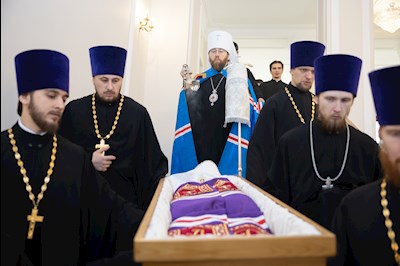 Завершилось пребывание саратовских святителей в крестовом храме епархиального управления