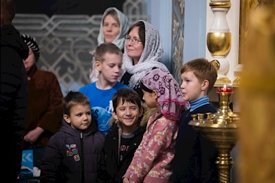 Митрополит Игнатий совершил всенощное бдение в Свято-Духовском соборе г. Саратова
