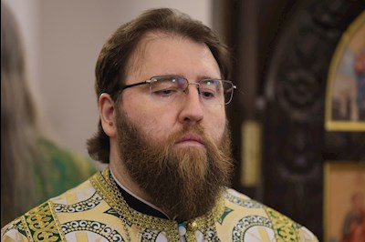 Митрополит Игнатий совершил Литургию Преждеосвященных Даров в храме в честь иконы Божией Матери «Всех скорбящих Радость» г. Саратова