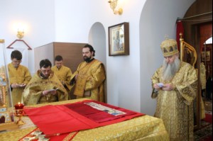 Божественная литургия в храме во имя святителя и чудотворца Николая р.п. Базарный Карабулак