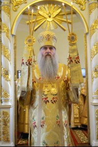 Божественная литургия на Архиерейском подворье — храме во имя преподобного Серафима Саровского г. Саратова