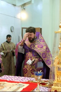 Божественная Литургия в храме во имя Всех Святых, в земле Российской просиявших г. Саратова