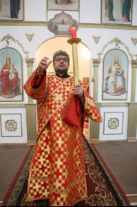 Божественная литургия в храме в честь Покрова Пресвятой Богородицы р.п. Новые Бурасы