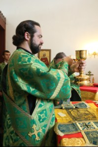 Божественная литургия в храме блаженной Ксении Петербургской г. Саратова на территории ИТК УШ-382/33