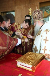 Митрополит Лонгин совершил Великое освящение Вознесенского храма Вознесенско-Пантелеимоновской церкви с. Усть-Курдюм