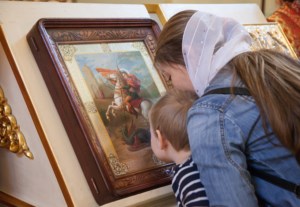 Всенощное бдение в храме в честь Покрова Пресвятой Богородицы г.Саратова