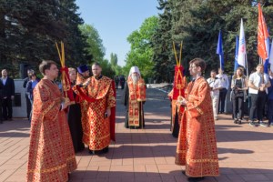 Заупокойная лития на Воскресенском кладбище г. Саратова