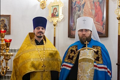 Митрополит Игнатий совершил всенощное бдение в храме Нерукотворного Образа Спасителя г. Саратова