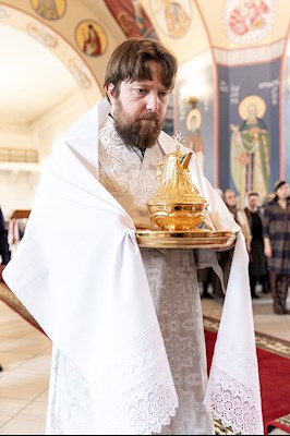Божественная литургия в Свято-Никольском мужском монастыре г. Саратова