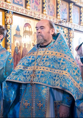 Митрополит Игнатий совершил Божественную литургию в храме в честь Сретения Господня г. Саратова