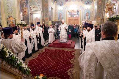 Митрополит Игнатий совершил всенощное бдение в Покровском соборе г. Саратова