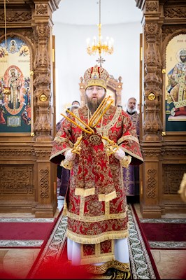 Митрополит Игнатий совершил Божественную литургию в храме Новомучеников и исповедников Саратовских г. Саратова
