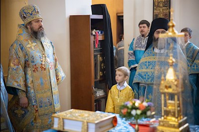 Митрополит Игнатий возглавил соборное архиерейское богослужение в Казанском храме г. Саратова