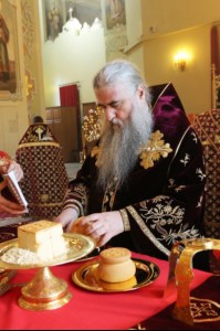 Божественная литургия в храме в честь Покрова Пресвятой Богородицы