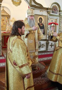 Божественная литургия в Спасо-Преображенском мужском монастыре Саратова