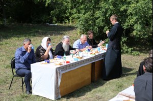 Чин Великого освящения и Божественная литургия в храме святого пророка Илии в селе Липовка Базарно-Карабулакского района