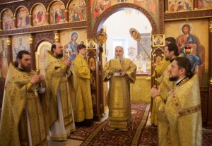 Божественная литургия в храме во имя святителя Николая Японского г. Саратова