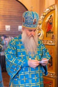 Божественная литургия в храме в честь Сретения Господня г.Саратова