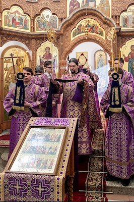 Божественная литургия в храме в честь святого равноапостольного великого князя Владимира г. Саратова