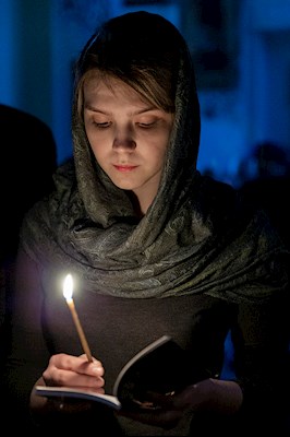 Великое повечерие с чтением канона преподобного Андрея Критского в храме Сошествия Святого Духа г. Саратова