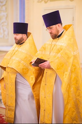 Митрополит Игнатий совершил Божественную литургию и молебен на новый год в Покровском соборе г. Саратова