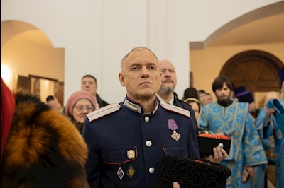 Митрополит Игнатий совершил всенощное бдение в храме святителя Тихона, епископа Воронежского, Задонского чудотворца, г. Саратова