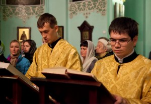 Всенощное бдение в храме в честь Сошествия Святого Духа города Саратова