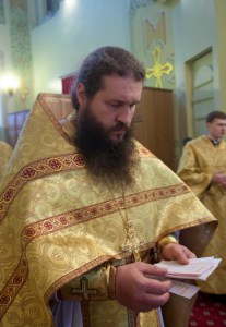 Божественная литургия в храме в честь Покрова Пресвятой Богородицы г. Саратова