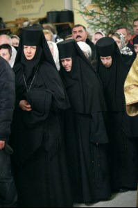 Митрополит Лонгин совершил Великую Рождественскую вечерню в Покровском храме Саратова