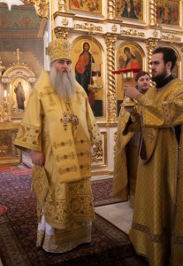 Божественная литургия в Свято-Троицком кафедральном соборе г. Покровска