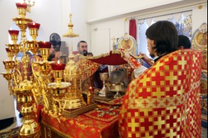 Божественная литургия в храме во имя святых первоверховных апостолов Петра и Павла г. Аткарска
