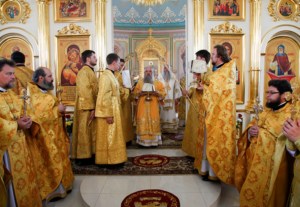 Божественная Литургия в храме во имя святой великомученицы Параскевы Пятницы села Малиновка Аркадакского района