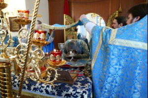 Божественная литургия на Архиерейском подворье – храме в честь иконы Божией Матери «Утоли моя печали» г.Саратова