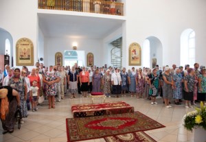 Божественная литургия в храме святых первоверховных апостолов Петра и Павла г. Красноармейска