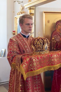 Божественная литургия в храме в честь Воскресения Христова с. Ивано-Языковка Аткарского района