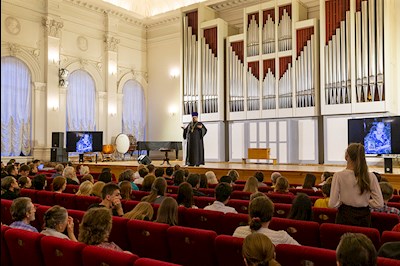 Состоялась открытая лекция о саратовских новомучениках