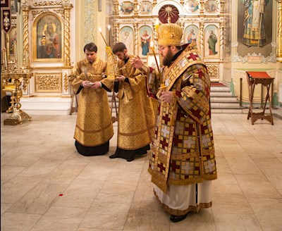 Митрополит Игнатий совершил всенощное бдение в храме Покрова Пресвятой Богородицы г. Саратова