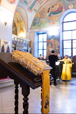 Митрополит Игнатий совершил всенощное бдение в Свято-Никольском мужском монастыре г. Саратова