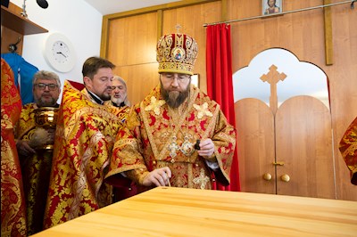 Митрополит Игнатий совершил Великое освящение храма Архангела Михаила с. Курдюм и первую Божественную литургию в новоосвященном храме