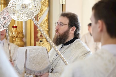 Митрополит Игнатий совершил Божественную литургию в кафедральном соборе Живоначальной Троицы г. Вольска