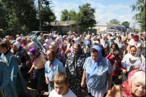 Божественная литургия в храме в честь Казанской иконы Божией Матери г. Петровска