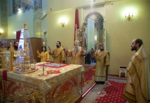 Божественная литургия в храме в честь Покрова Пресвятой Богородицы г. Саратова