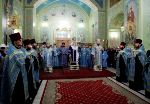 Всенощное бдение в храме в честь Покрова Пресвятой Богородицы г. Саратова