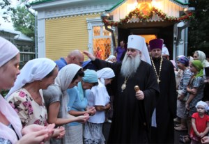 Всенощное бдение в храме святого великомученика и целителя Пантелеимона г. Саратова