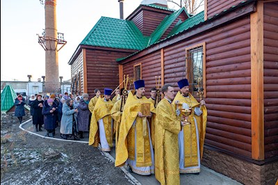 Великое освящение храма Казанской иконы Божией Матери г. Вольска и Божественная литургия в новоосвященном храме