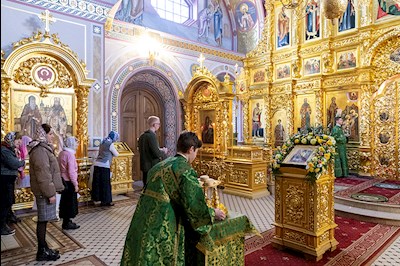 Всенощное бдение в Свято-Троицком кафедральном соборе г. Саратова
