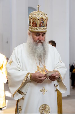 Божественная литургия в храме святителя Тихона, Епископа Воронежского, Задонского чудотворца г. Саратова