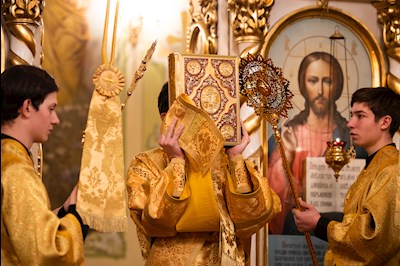Митрополит Игнатий совершил всенощное бдение в Покровском соборе г. Саратова