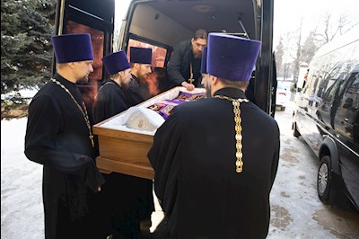 Завершилось пребывание саратовских святителей в крестовом храме епархиального управления