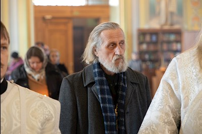 Митрополит Игнатий совершил отпевание клирика саратовского храма в честь иконы Божией Матери «Утоли моя печали» диакона Андрея Николаевцева